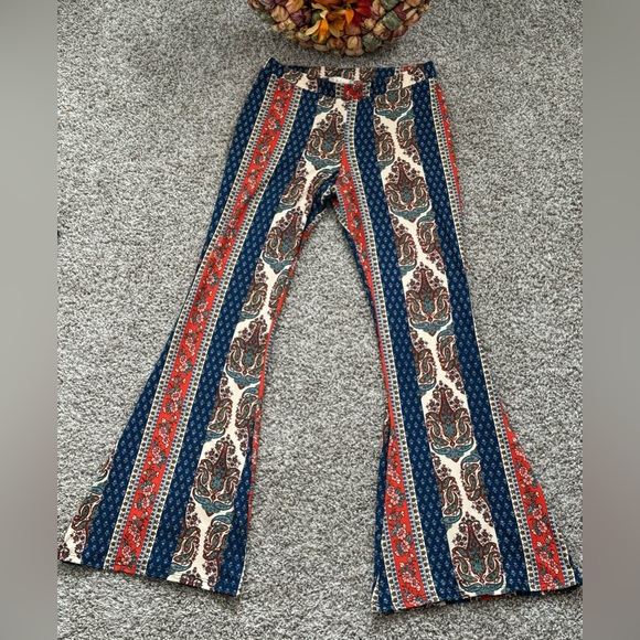 Altard state flared garterized stretchy pants - Picture 6 of 10